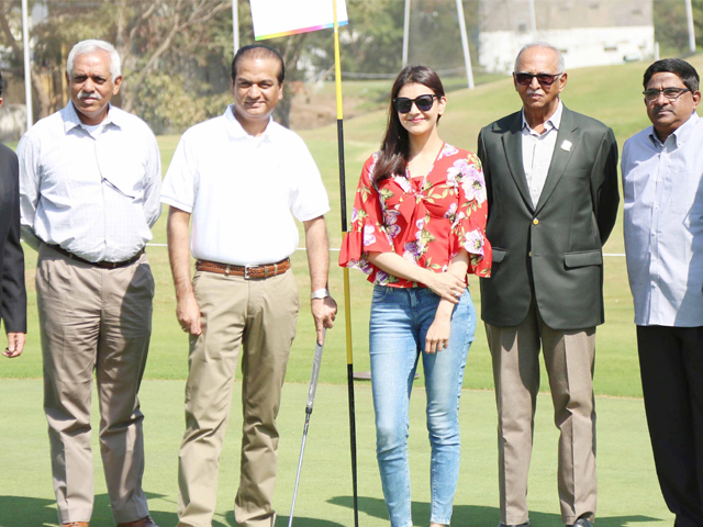 Kajal Agarwal Kick Starts Cancer Crusaders Invitation Golf Tournament